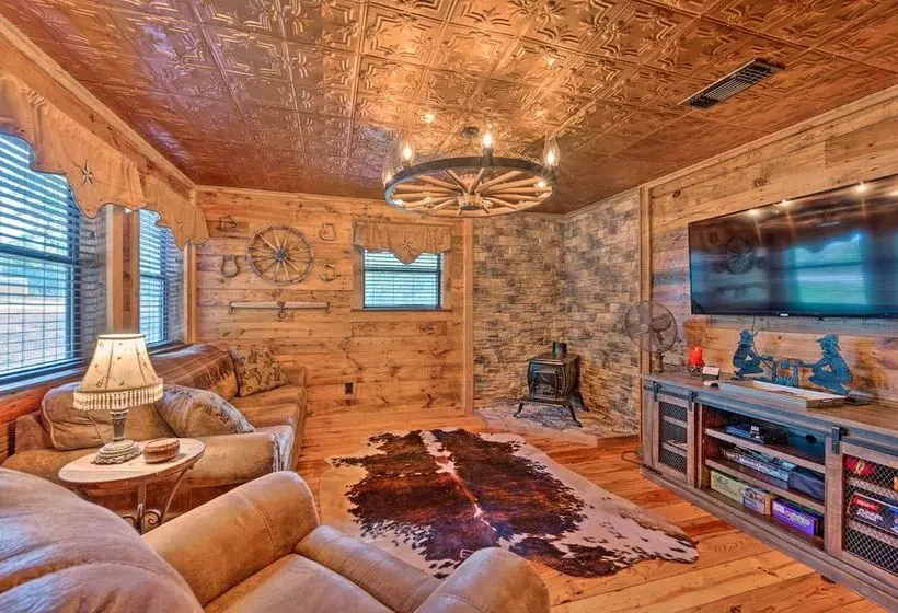 Western Daze  Broken Bow Cabin In Hochatown!