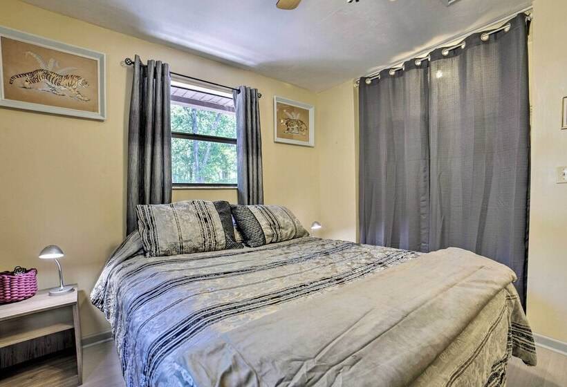 O Brien Home On ~ 1 Acre W/ Fire Pit   Near River!