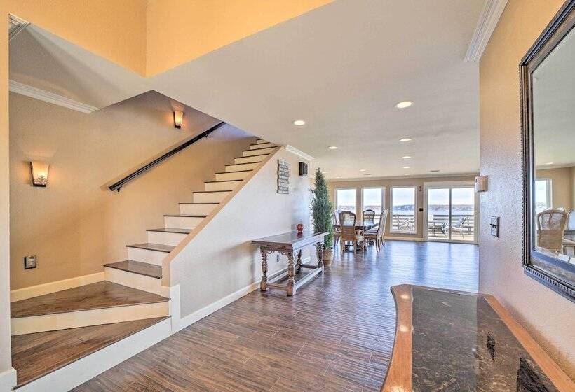 Afton Waterfront Retreat W/ Spacious Deck!