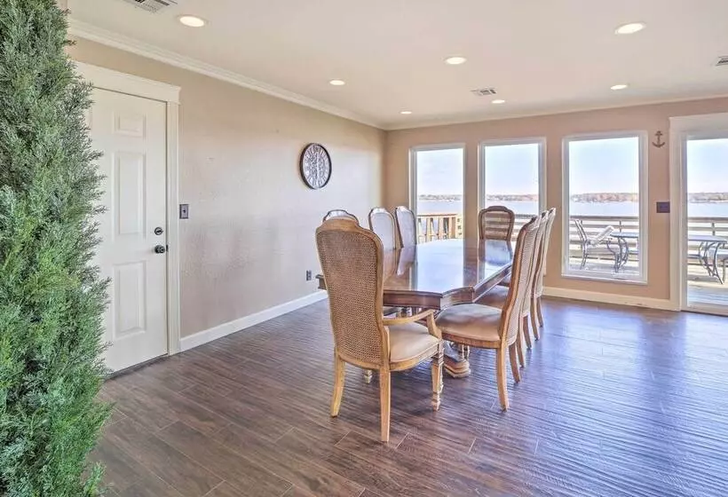 Afton Waterfront Retreat W/ Spacious Deck!