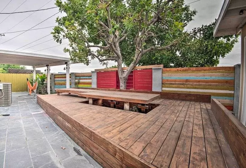 Arcadia Home W/ Sunroom & Deck In Central Location