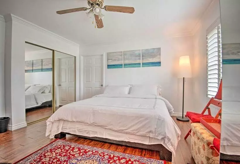 Arcadia Home W/ Sunroom & Deck In Central Location