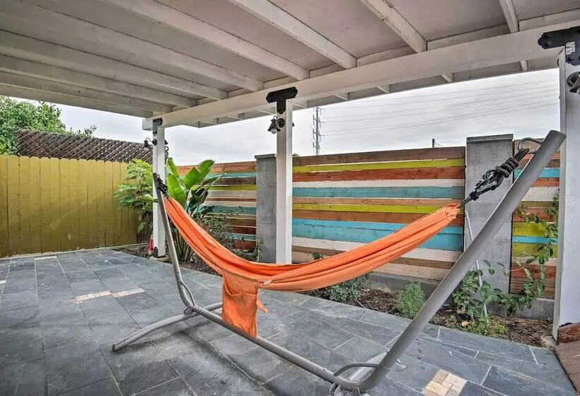 Arcadia Home W/ Sunroom & Deck In Central Location