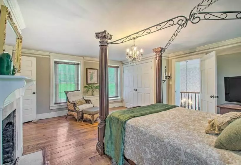 Balcony Downs Historic Home Near River Access
