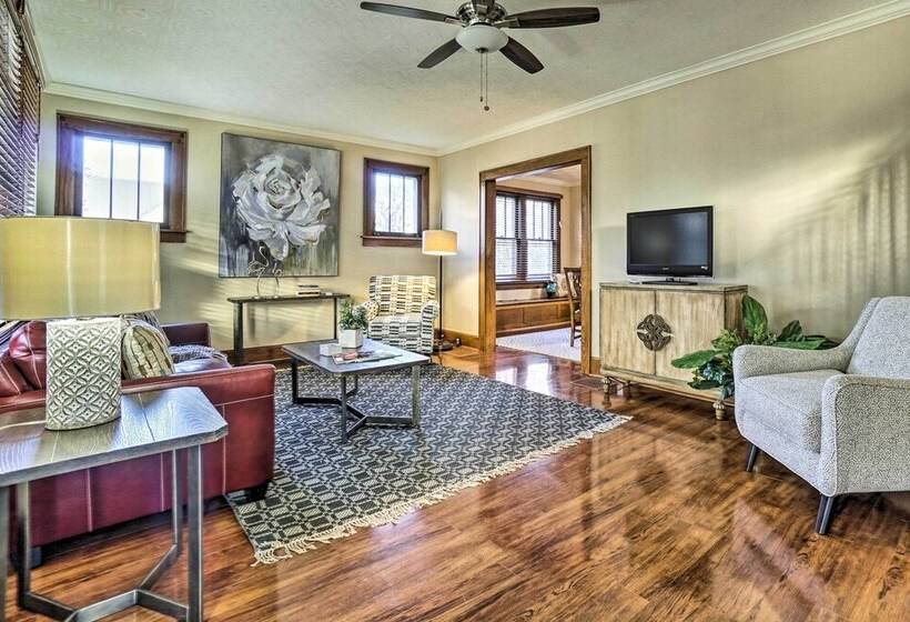 Charming & Family Friendly Zanesville Home!