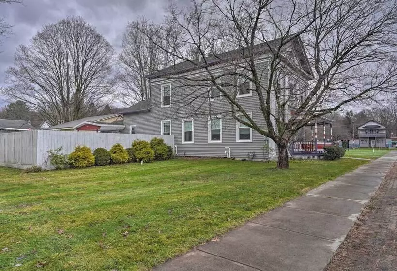 Charming Home W/ Bbq: 9 Mi To Chautauqua Lake!