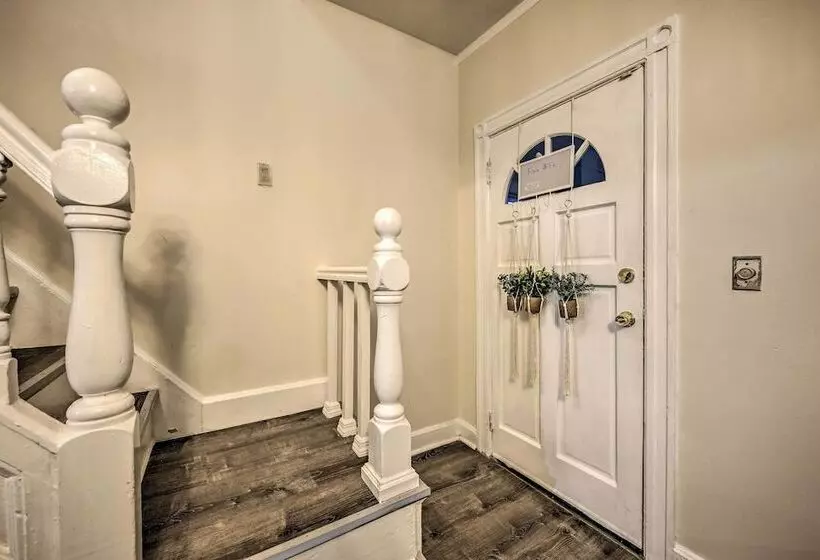 Charming Long Island Home W/ Fenced Yard!