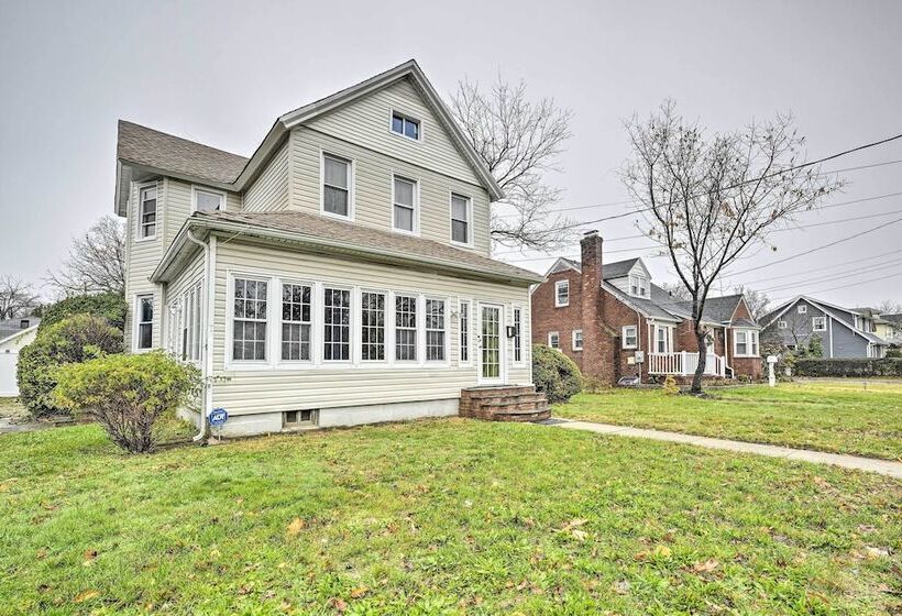Charming Long Island Home W/ Fenced Yard!