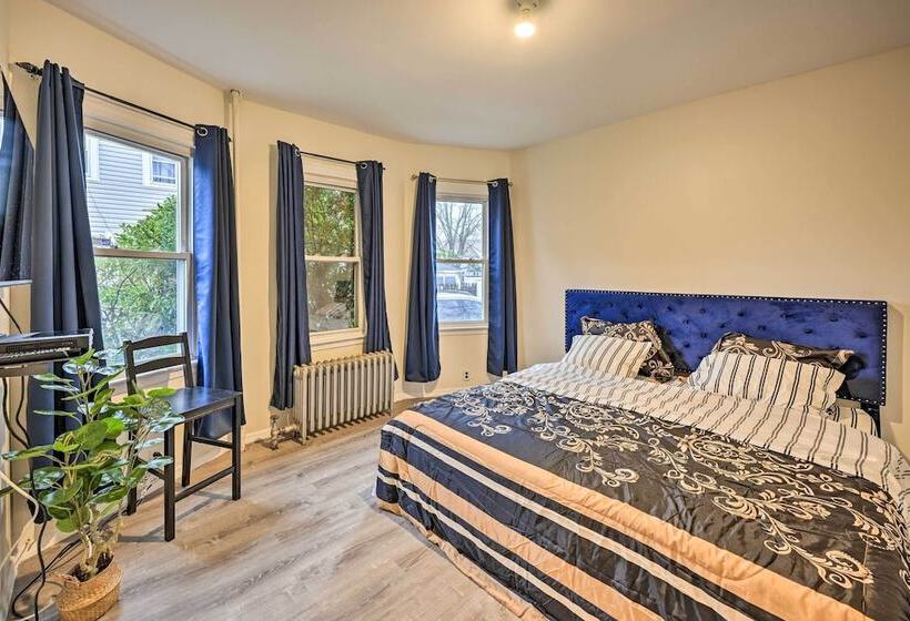 Charming Long Island Home W/ Fenced Yard!