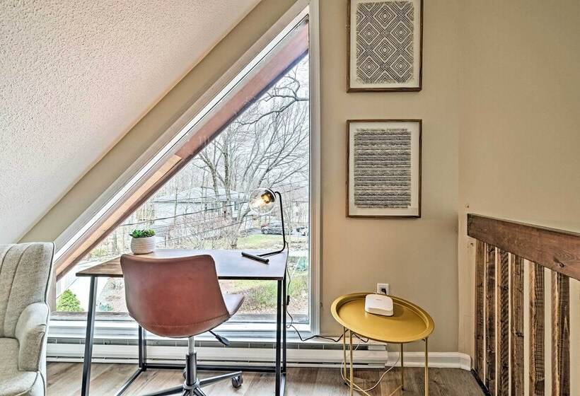 Golf, Ski + Fish: Cabin W/ Deck In Tobyhanna!