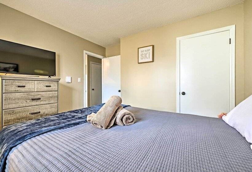 Golf, Ski + Fish: Cabin W/ Deck In Tobyhanna!