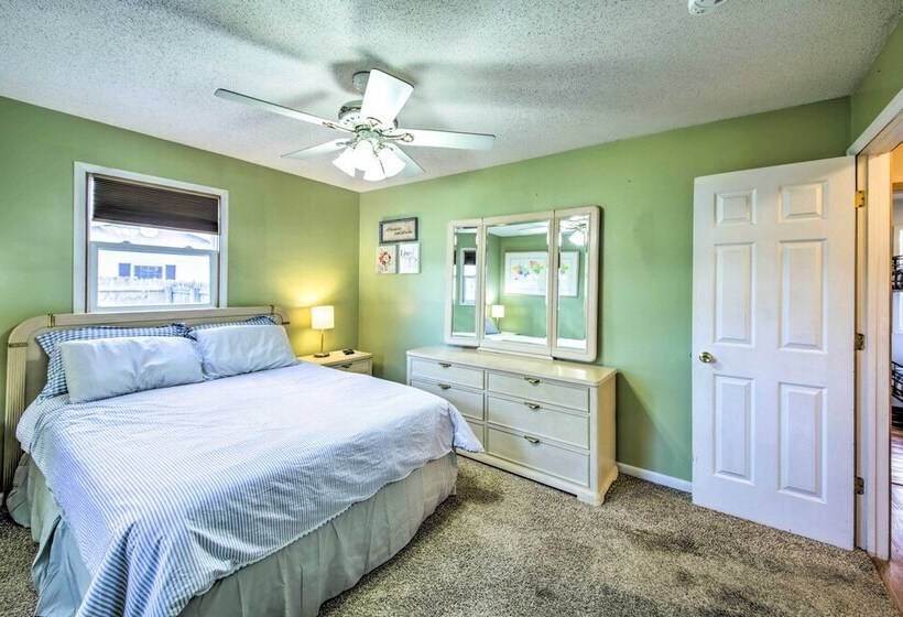 Dog Friendly Illinois Home W/ Private Yard!