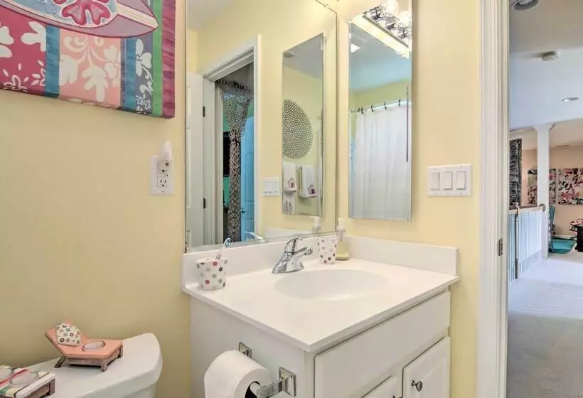 Golf & Beach Home W/ Bikes In Selbyville!