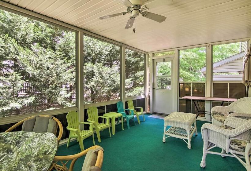 Golf Getaway W/ Pool Access 2 Mi To Bethany Beach!