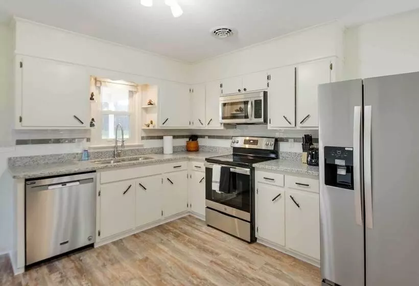 Harrisonburg Family Home W/ Deck, 4 Mi To Downtown