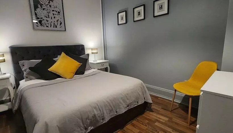 هتل Voila Londres