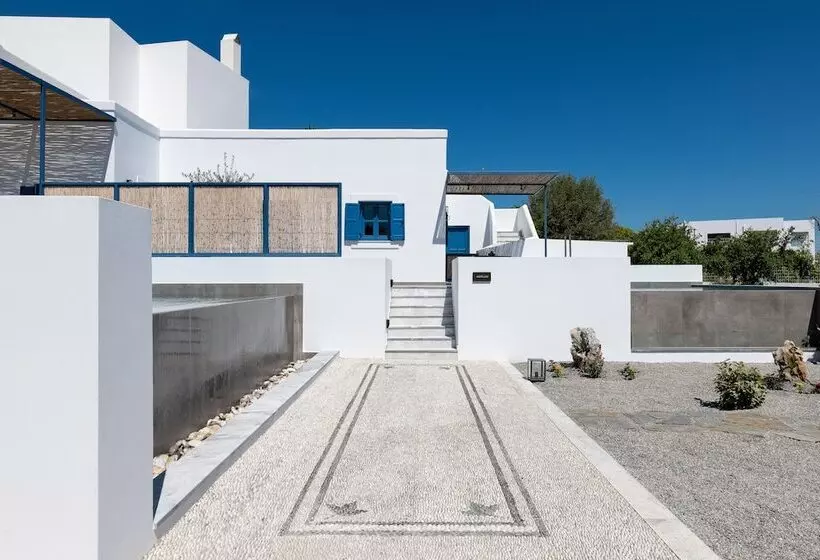 Kalathos Square Luxury Suites