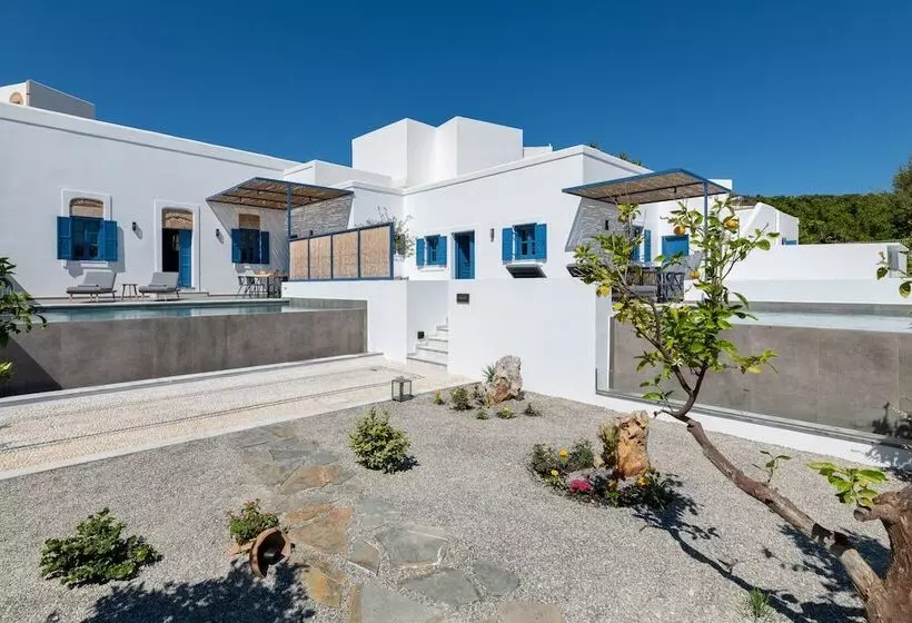 Kalathos Square Luxury Suites