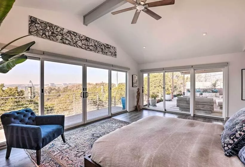 Luxe Mid Century Austin Home W/ Canyon Views