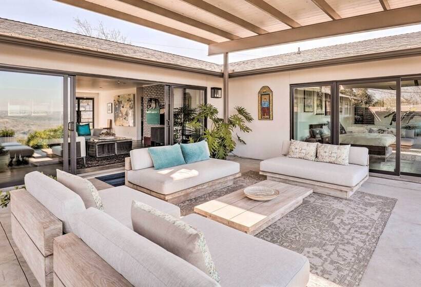 Luxe Mid Century Austin Home W/ Canyon Views