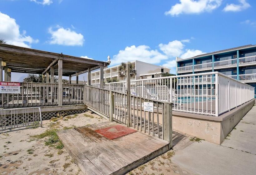 فندق على الطريق Admiral S Quarters