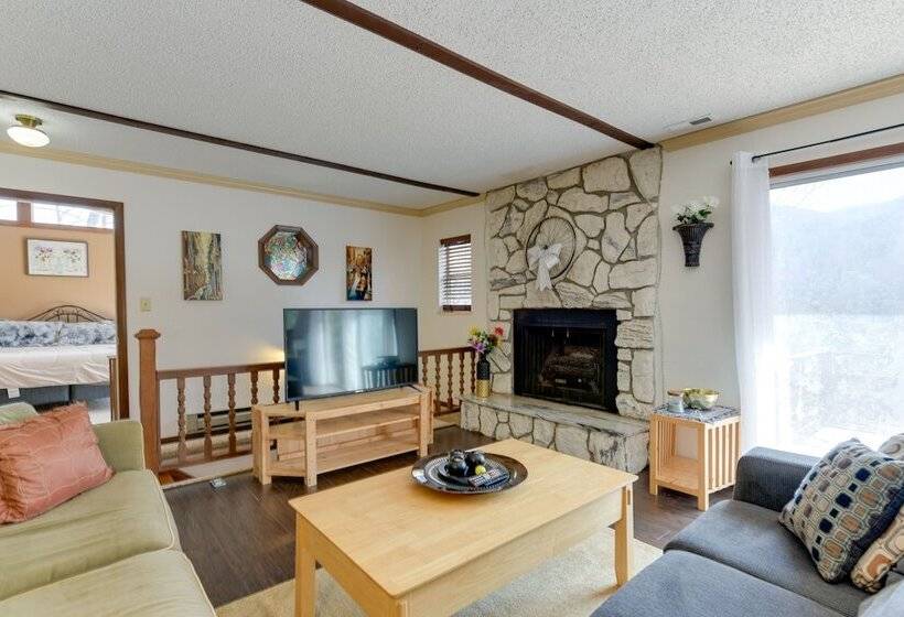 Mountain View Maggie Valley House W/ Spacious Deck