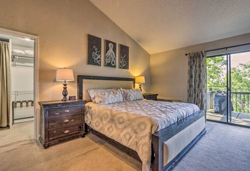 Screened Porch, Resort Perks: Osage Beach Cabin!