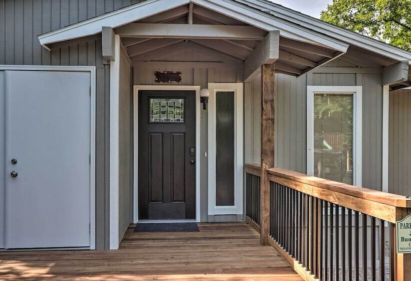 Screened Porch, Resort Perks: Osage Beach Cabin!