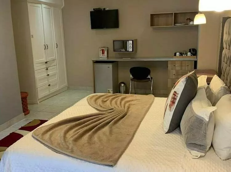 Majatalo On Hill Lodge