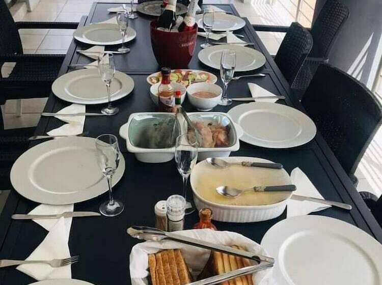 펜션 On Hill Lodge