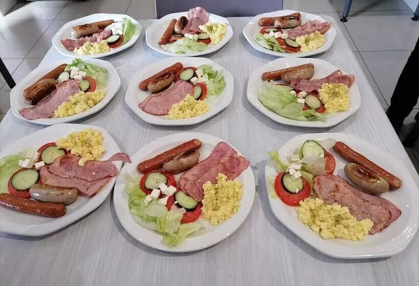 Majatalo On Hill Lodge