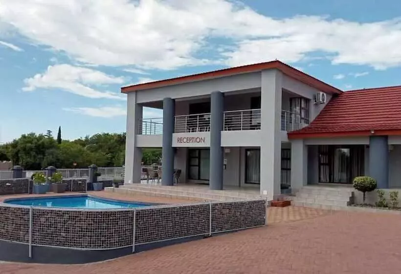 Majatalo On Hill Lodge