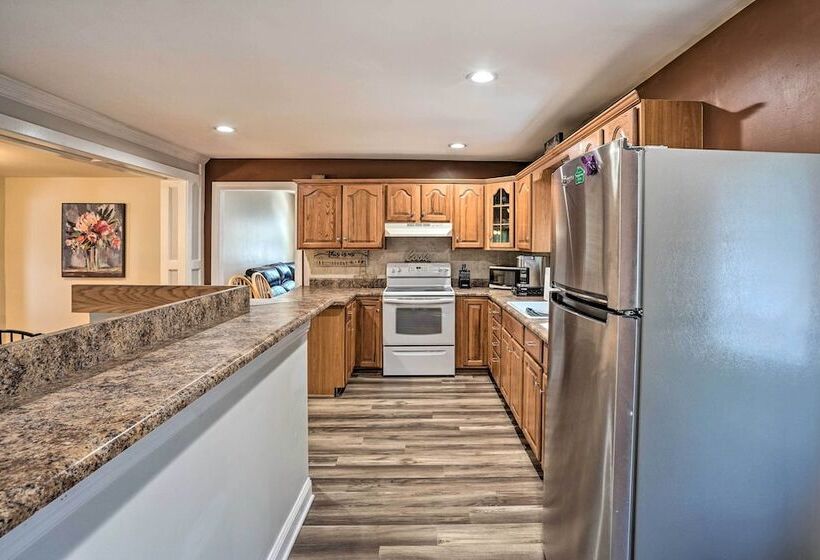 Pet Friendly Saratoga Springs Home W/ Pool!