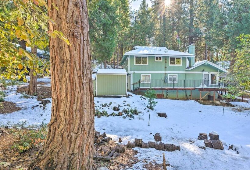 Private Family Getaway: Walk To Scotts Flat!