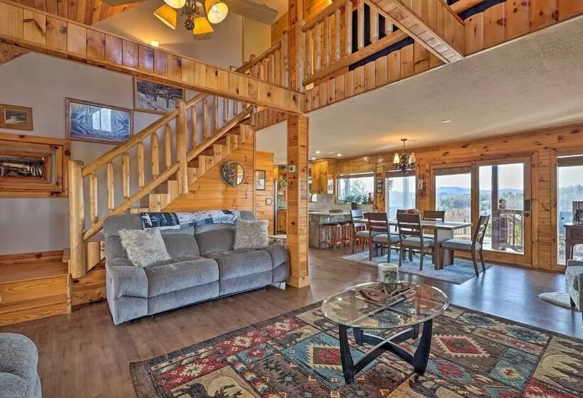 Mtn Views & Fire Pit: Rustic Piney Creek Cabin