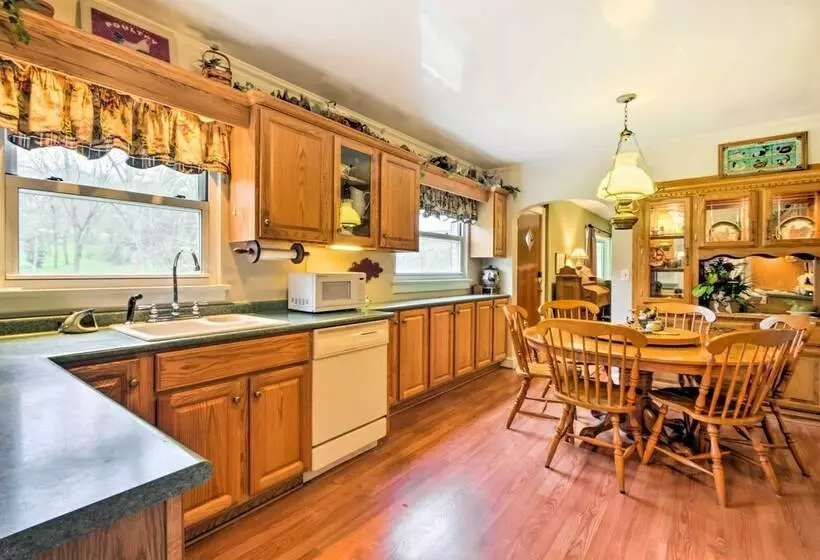 Scenic Canton Home W/ Sunroom   Near Asheville!