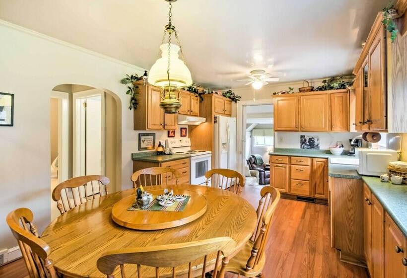 Scenic Canton Home W/ Sunroom   Near Asheville!