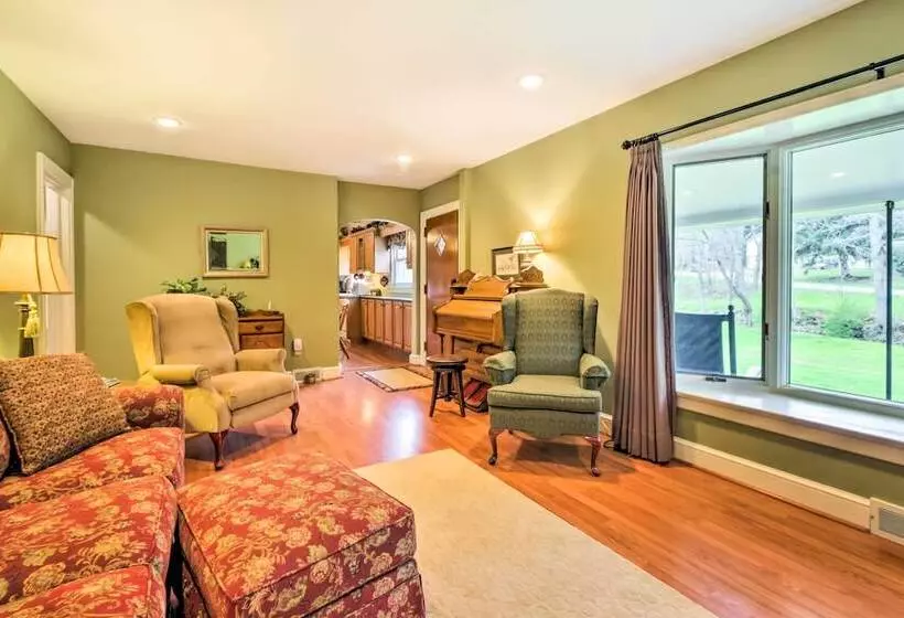 Scenic Canton Home W/ Sunroom   Near Asheville!