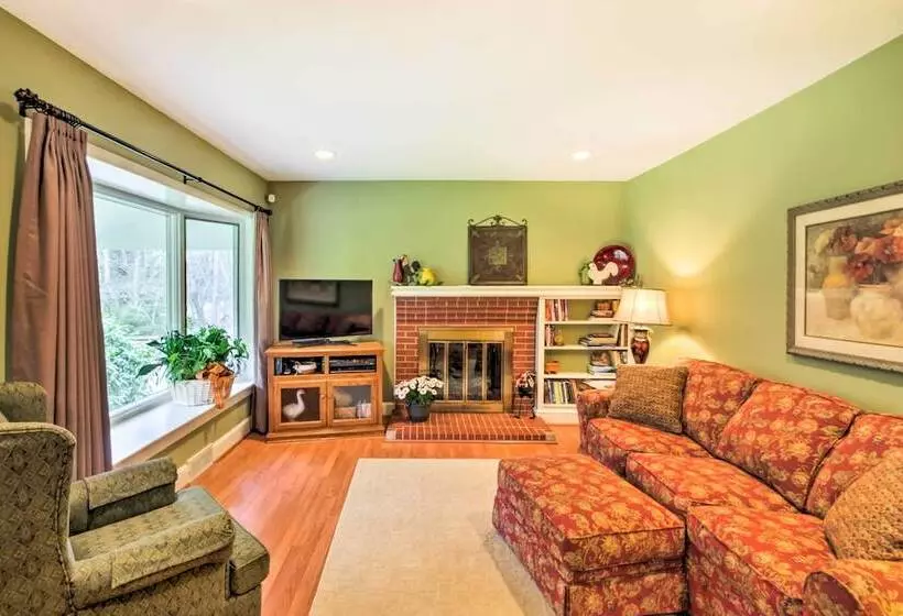 Scenic Canton Home W/ Sunroom   Near Asheville!