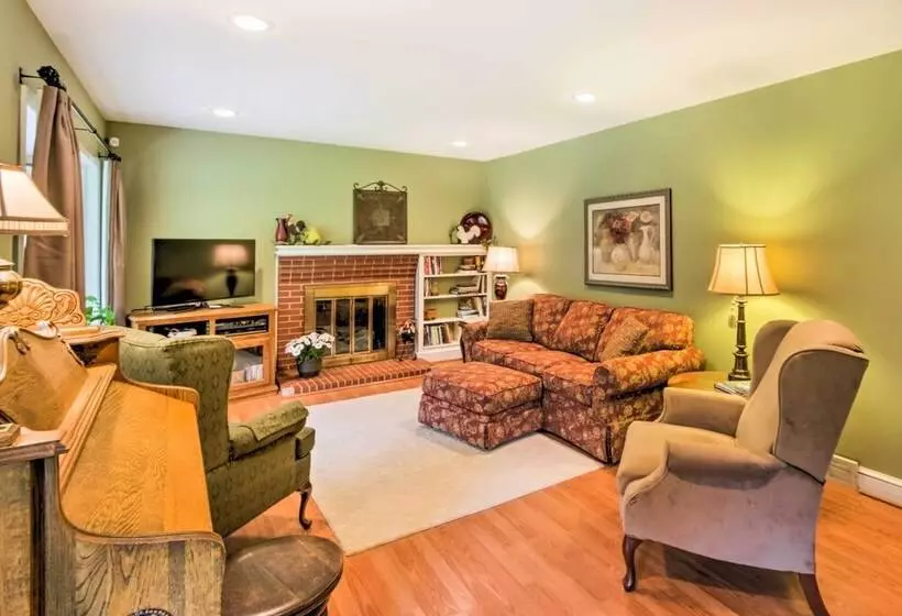 Scenic Canton Home W/ Sunroom   Near Asheville!