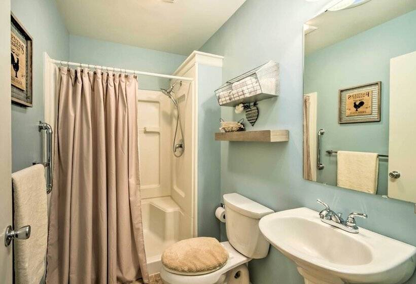 Scenic Canton Home W/ Sunroom   Near Asheville!