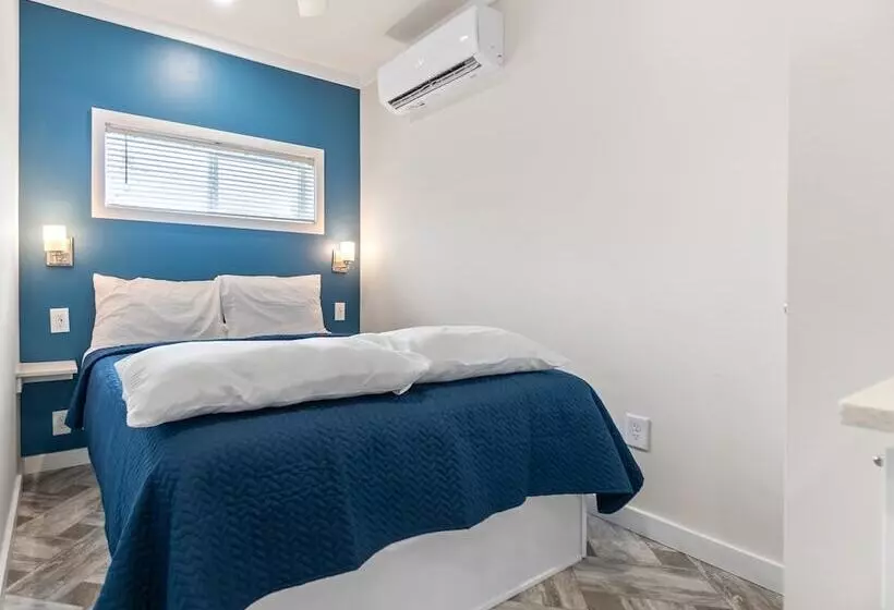 Shore Point Cottages