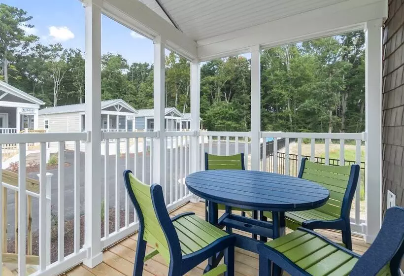 Shore Point Cottages