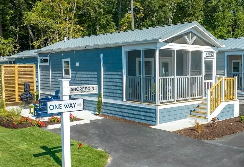 Shore Point Cottages