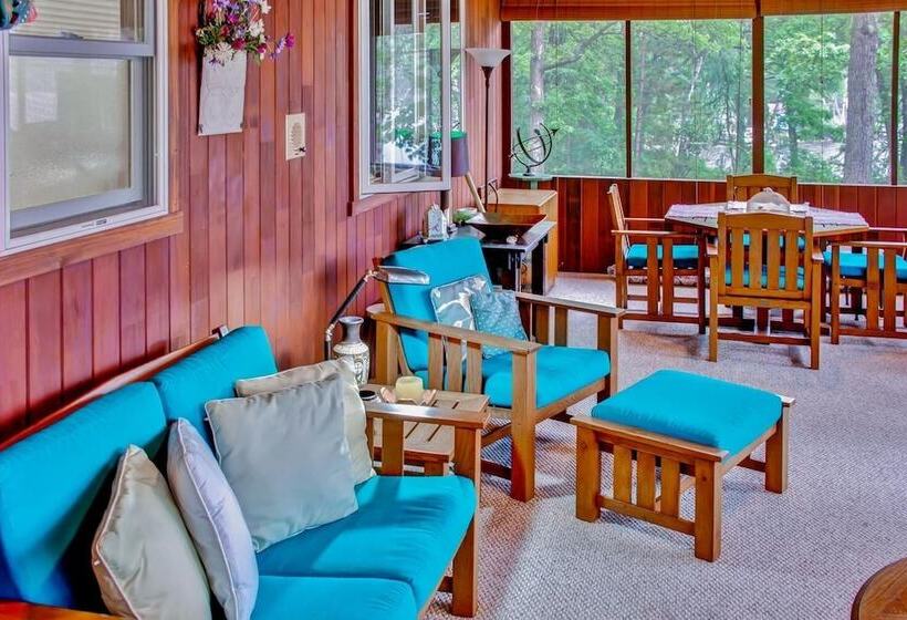 Hike, Fish & Boat: Waterfront Home In Brainerd!