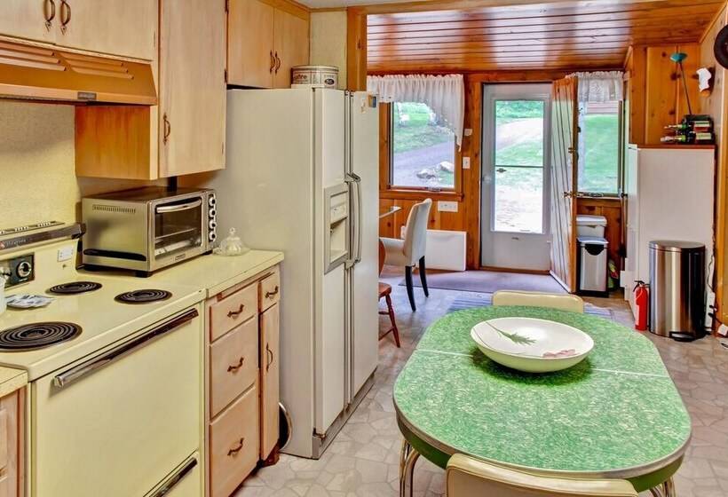 Hike, Fish & Boat: Waterfront Home In Brainerd!
