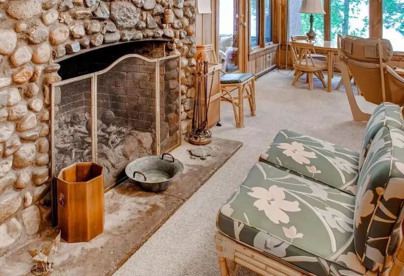 Hike, Fish & Boat: Waterfront Home In Brainerd!