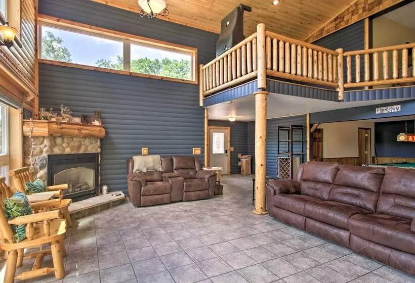 Spacious Frazee Home W/ Direct Lake Access!