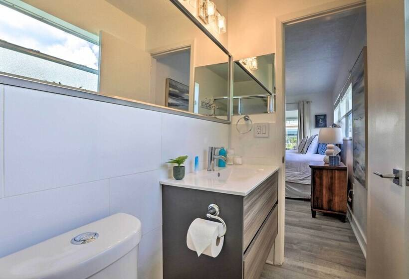 Stunning Palmetto Home W/ Boat Dock & Kayaks!