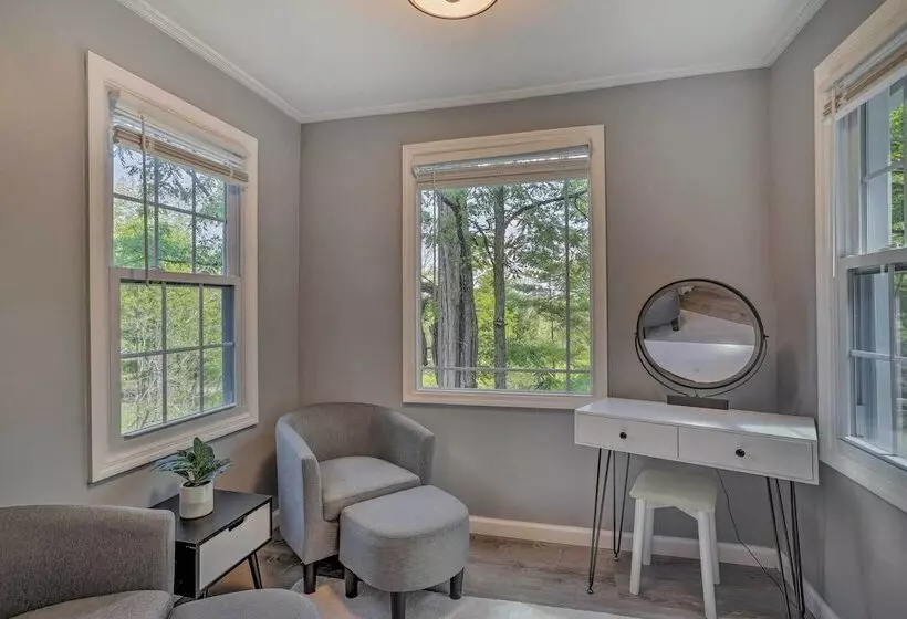 Stunning South Fallsburg Home W/ Pool & Deck!